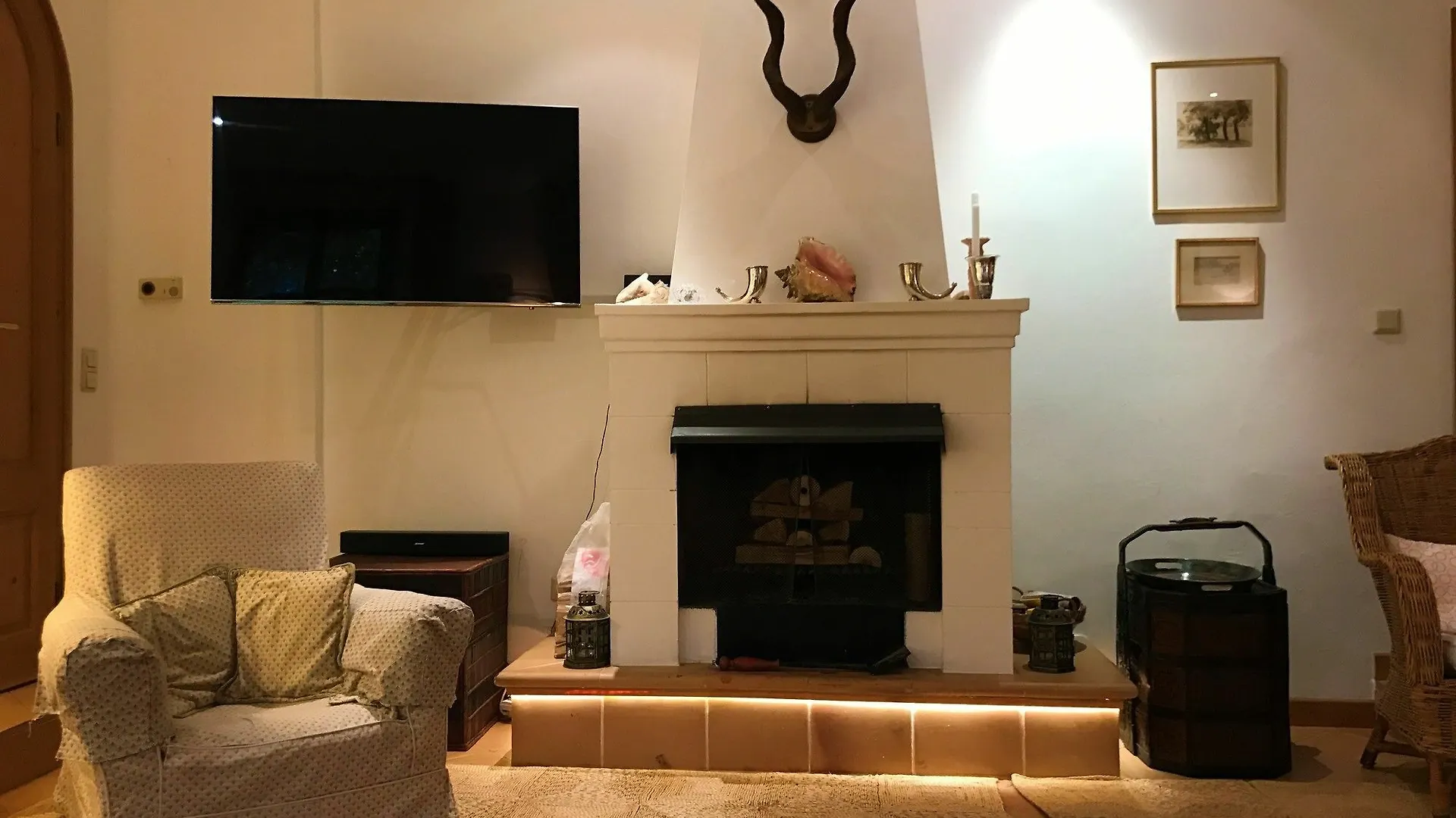 Counts 65 - Slightly Different Apartments